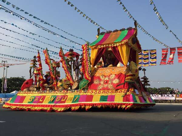 Aliwan Fiesta Grand Parade